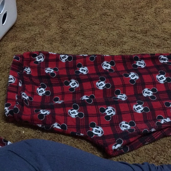 Bit worn out Mickey Mouse PJ set - Picture 3 of 12